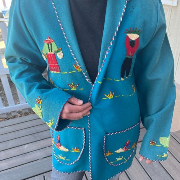 Authentic Vintage Mexican Embroidered Jacket - Picture 2 of 5